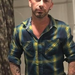 Meet your Posher, Ethan